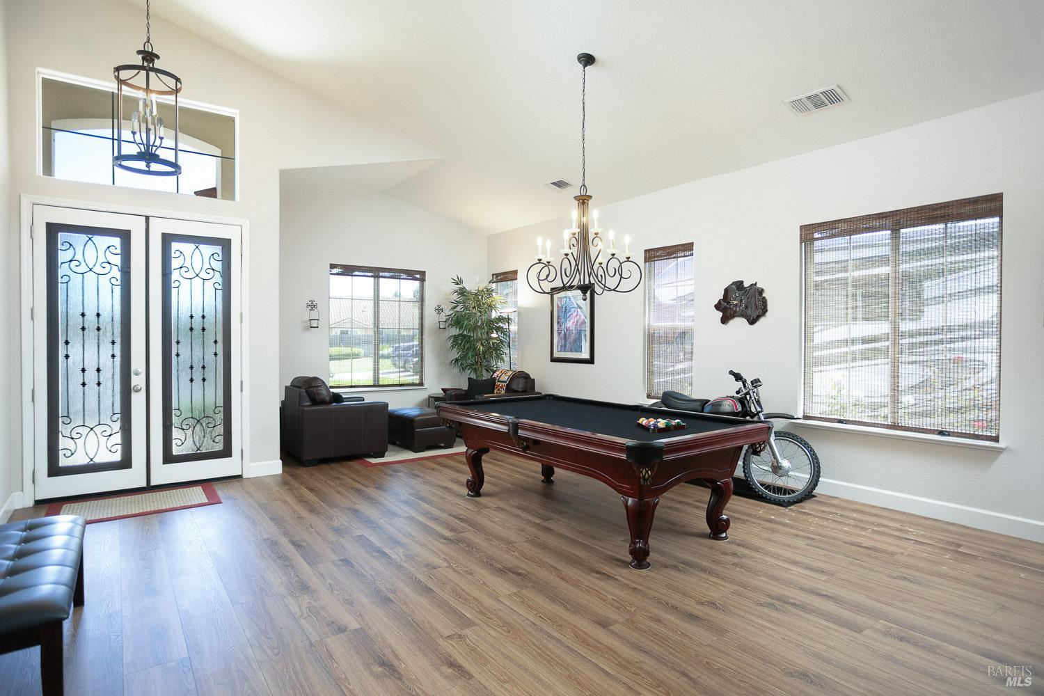 Detail Gallery Image 12 of 84 For 1320 Revelle Ct, Dixon,  CA 95620 - 4 Beds | 2/1 Baths