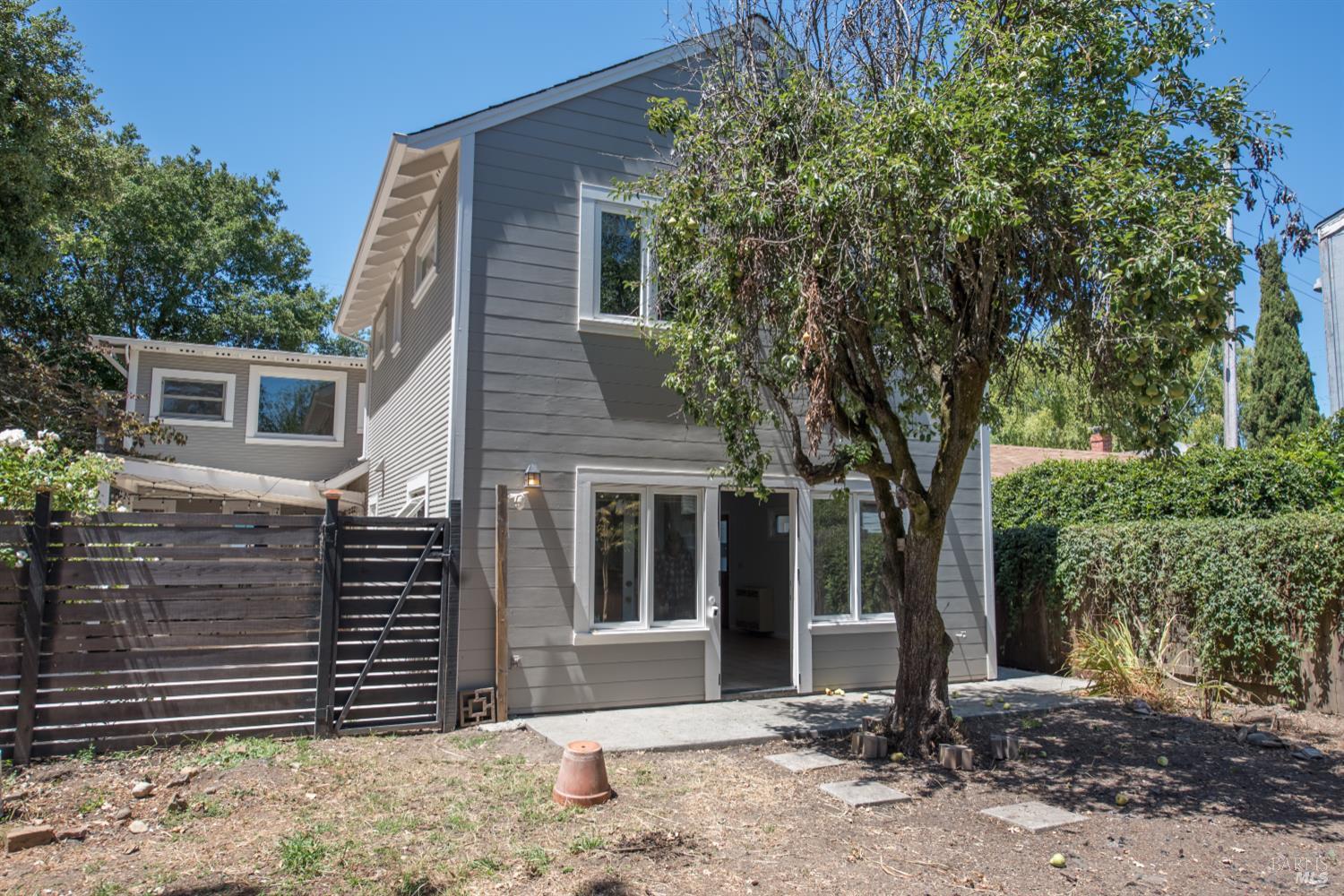 Detail Gallery Image 35 of 58 For 1720 Slater St, Santa Rosa,  CA 95404 - 2 Beds | 2 Baths