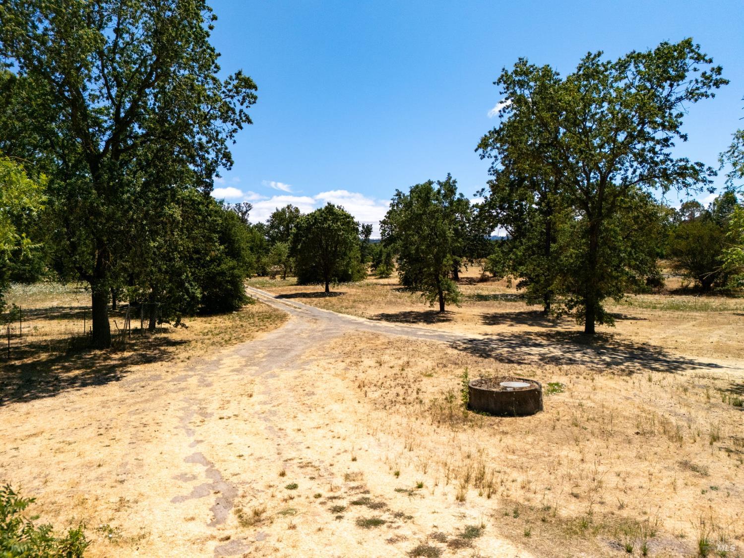 Detail Gallery Image 7 of 18 For 3291 Guerneville Rd, Santa Rosa,  CA 95401 - 3 Beds | 2 Baths