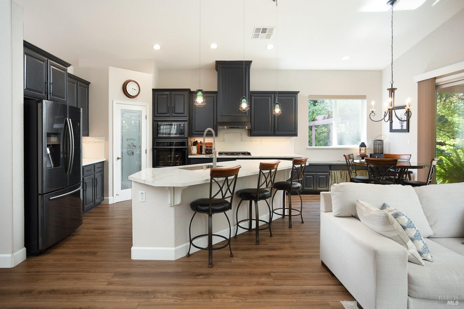 Detail Gallery Image 17 of 84 For 1320 Revelle Ct, Dixon,  CA 95620 - 4 Beds | 2/1 Baths