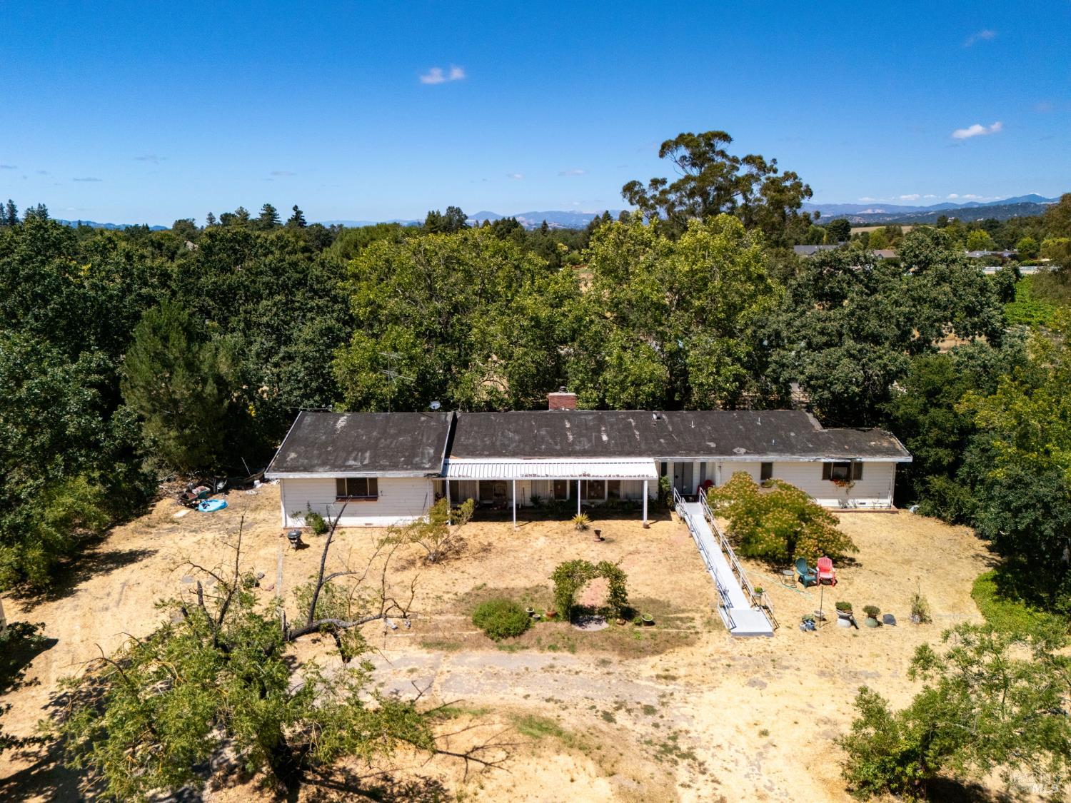 Detail Gallery Image 1 of 18 For 3291 Guerneville Rd, Santa Rosa,  CA 95401 - 3 Beds | 2 Baths