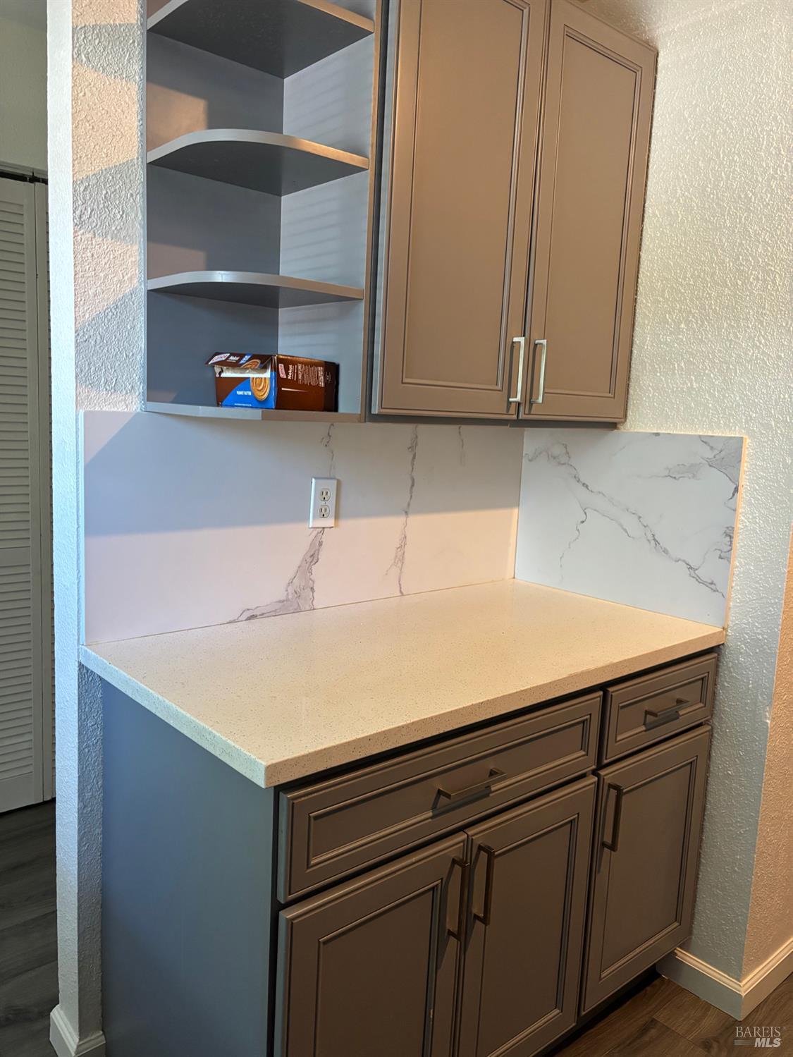 Detail Gallery Image 4 of 18 For 1960 Grande Cir #41,  Fairfield,  CA 94533 - 2 Beds | 1/1 Baths