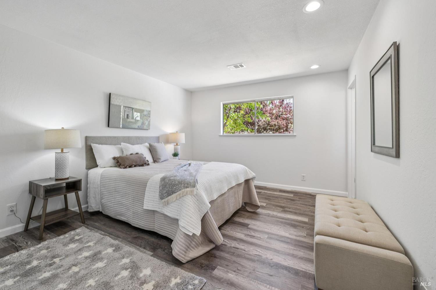 Detail Gallery Image 27 of 35 For 756 Estancia Way, San Rafael,  CA 94903 - 4 Beds | 2 Baths