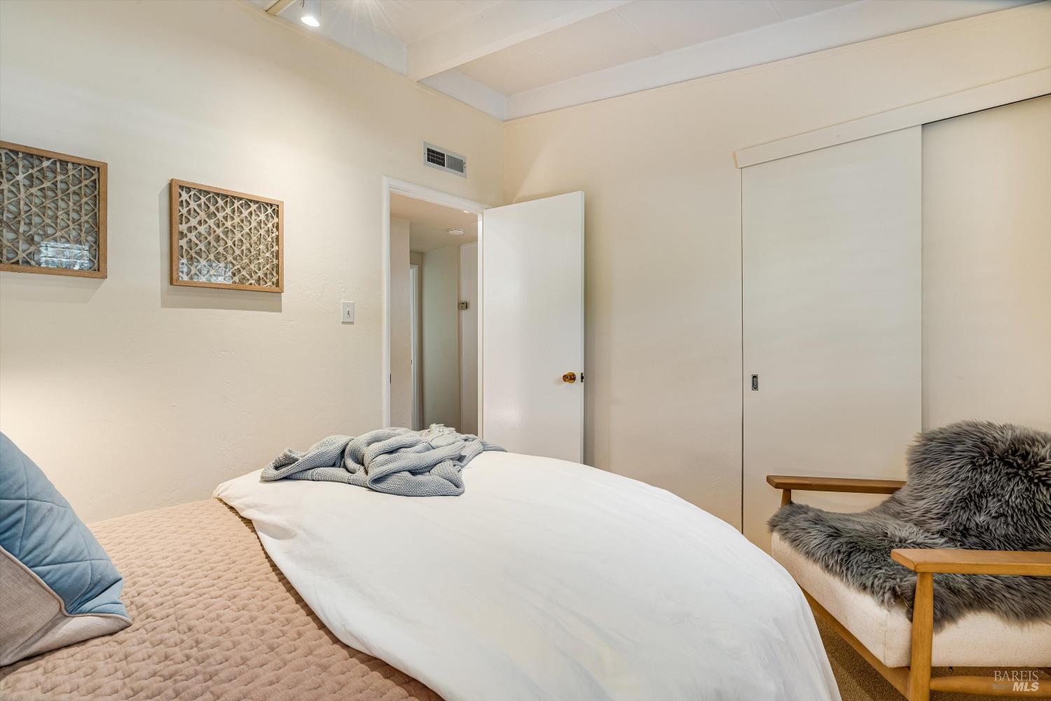 Detail Gallery Image 34 of 55 For 983 Glenwood Dr, Sonoma,  CA 95476 - 3 Beds | 2 Baths