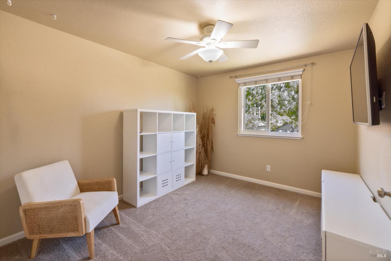 Detail Gallery Image 29 of 43 For 912 Cedar Brook Ln, Vacaville,  CA 95687 - 5 Beds | 3/1 Baths