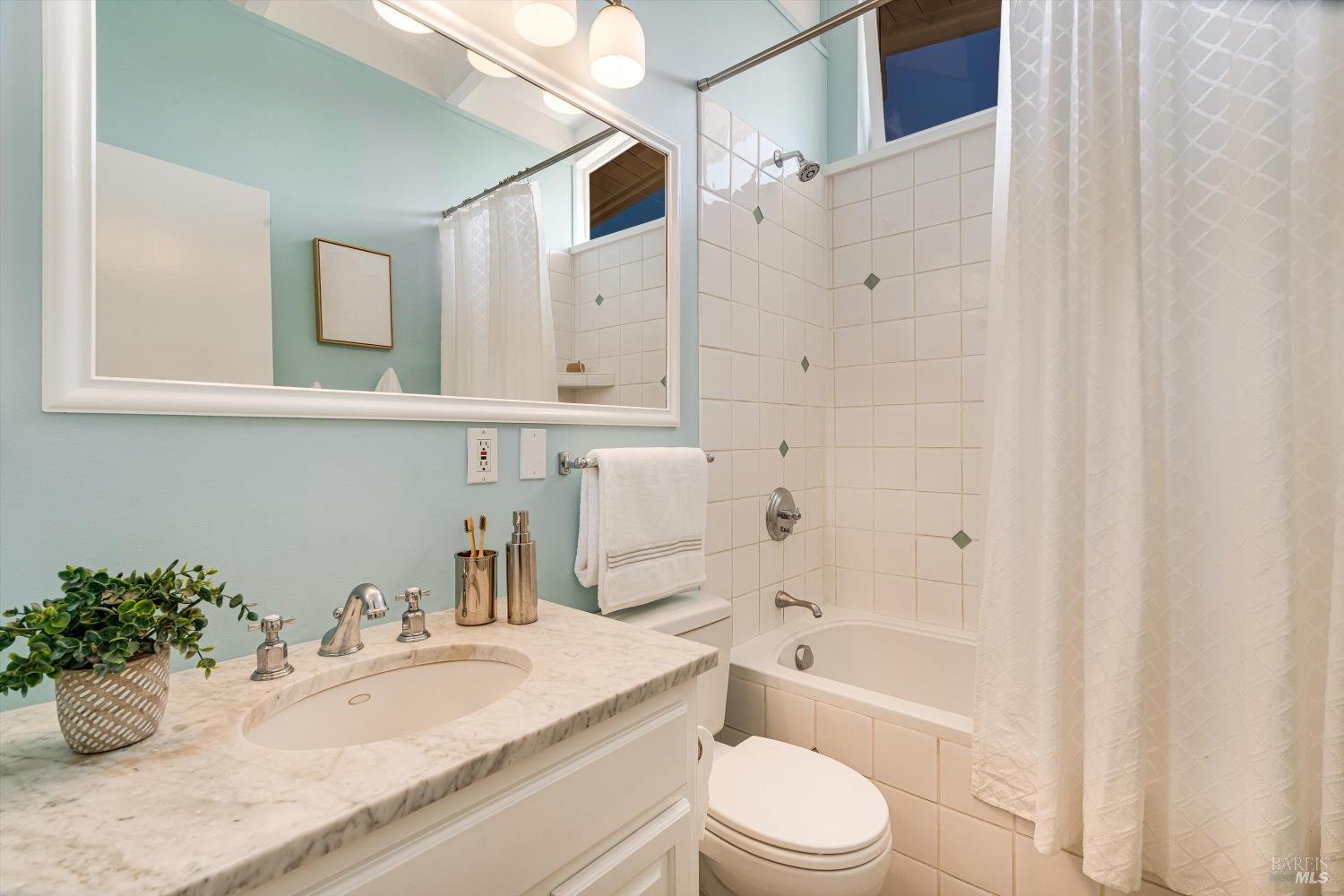 Detail Gallery Image 31 of 55 For 983 Glenwood Dr, Sonoma,  CA 95476 - 3 Beds | 2 Baths