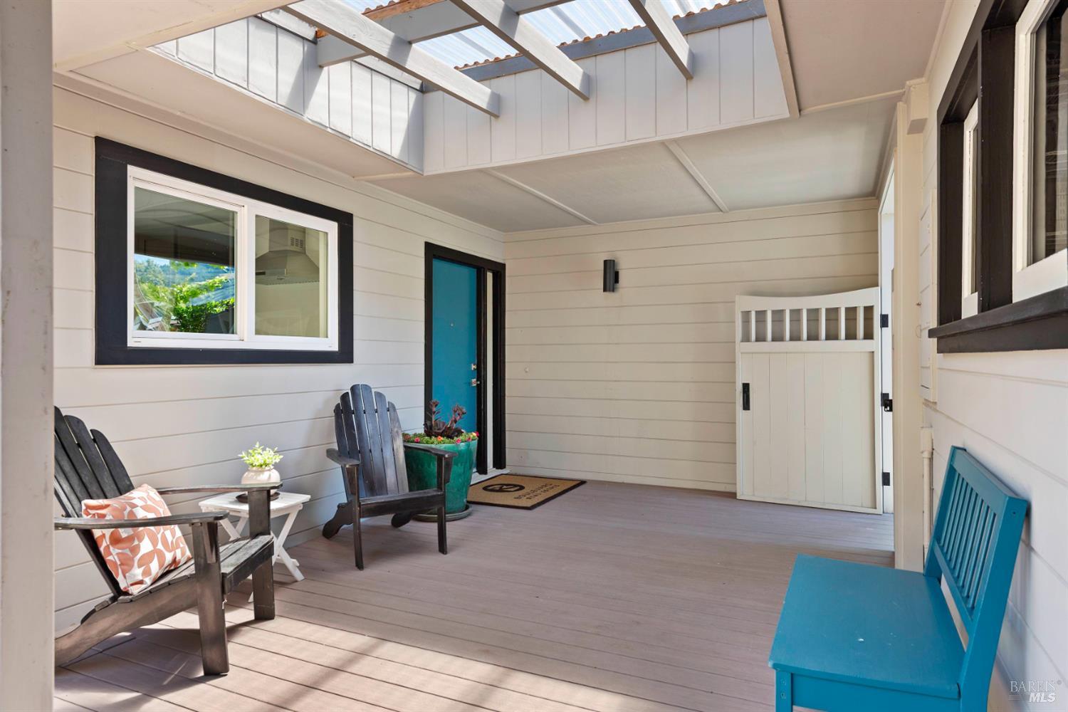 Detail Gallery Image 5 of 46 For 13 Ash Ave, Corte Madera,  CA 94925 - 3 Beds | 2 Baths