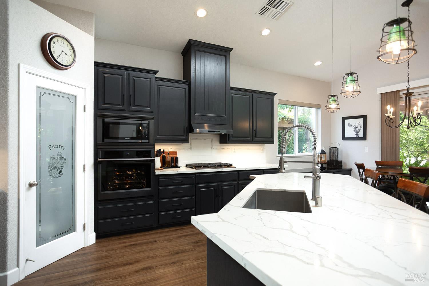 Detail Gallery Image 16 of 84 For 1320 Revelle Ct, Dixon,  CA 95620 - 4 Beds | 2/1 Baths