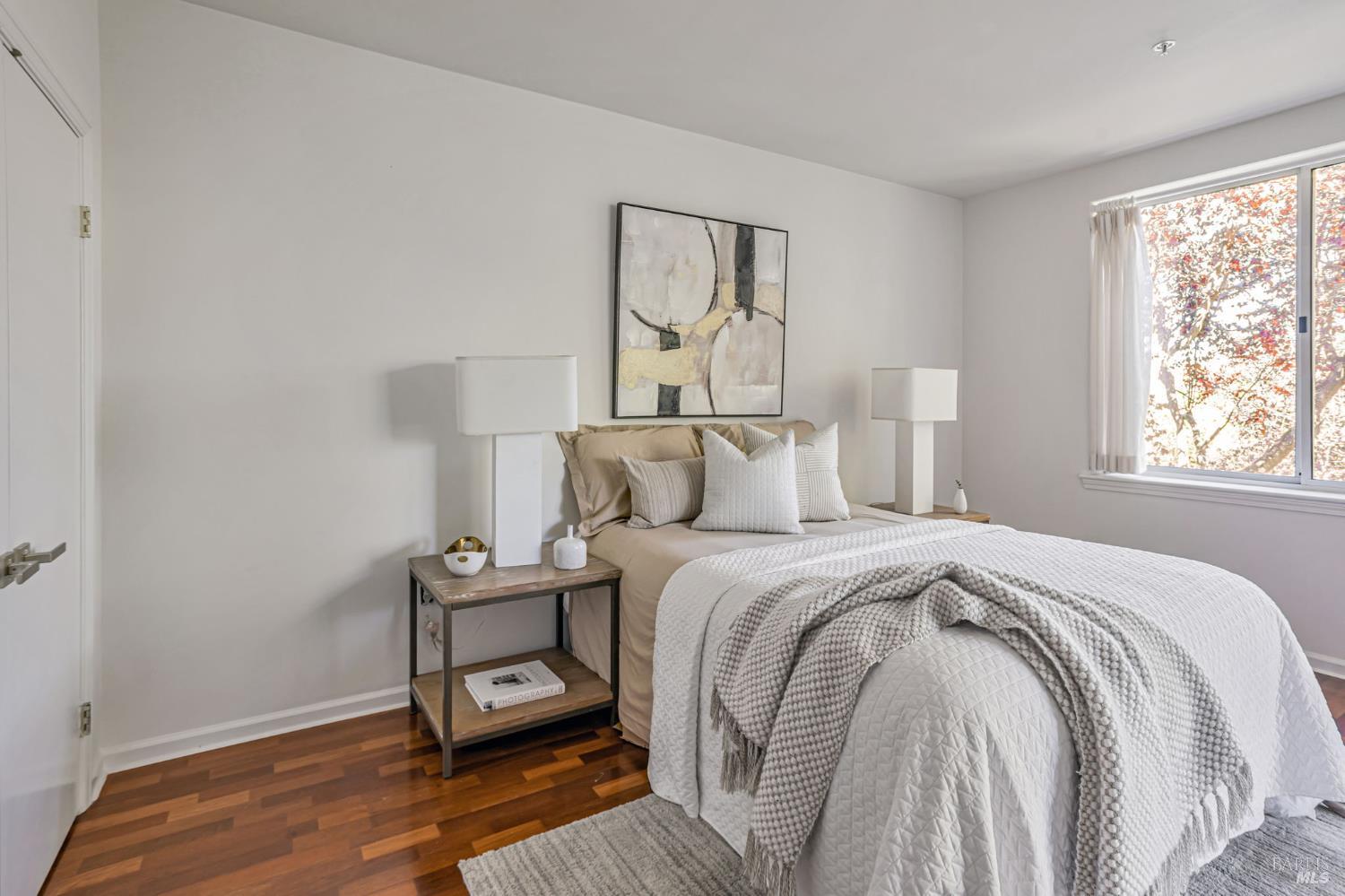 Detail Gallery Image 26 of 40 For 600 Deer Valley Rd 1e,  San Rafael,  CA 94903 - 2 Beds | 3 Baths