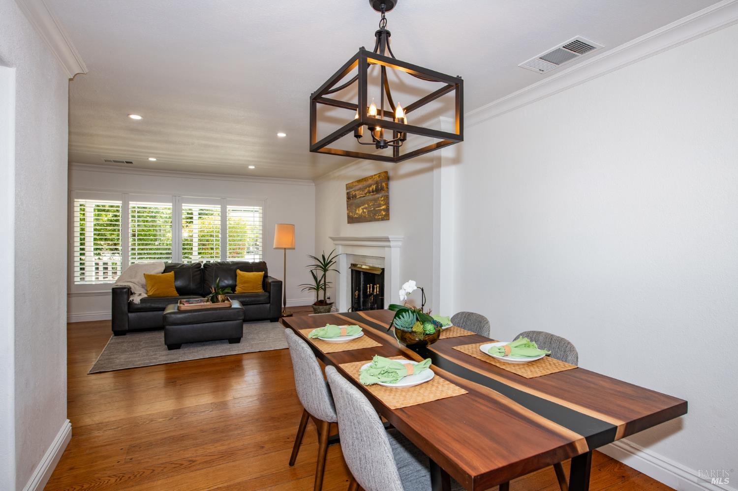 Detail Gallery Image 12 of 40 For 1651 Green Valley Rd, Danville,  CA 94526 - 4 Beds | 2 Baths