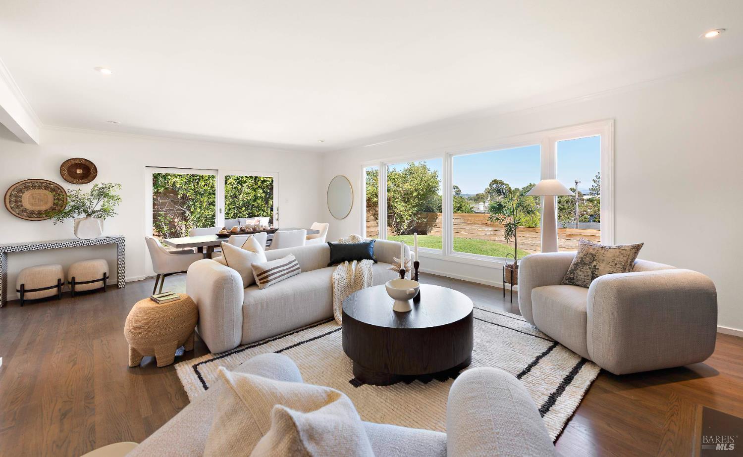Detail Gallery Image 11 of 46 For 13 Ash Ave, Corte Madera,  CA 94925 - 3 Beds | 2 Baths