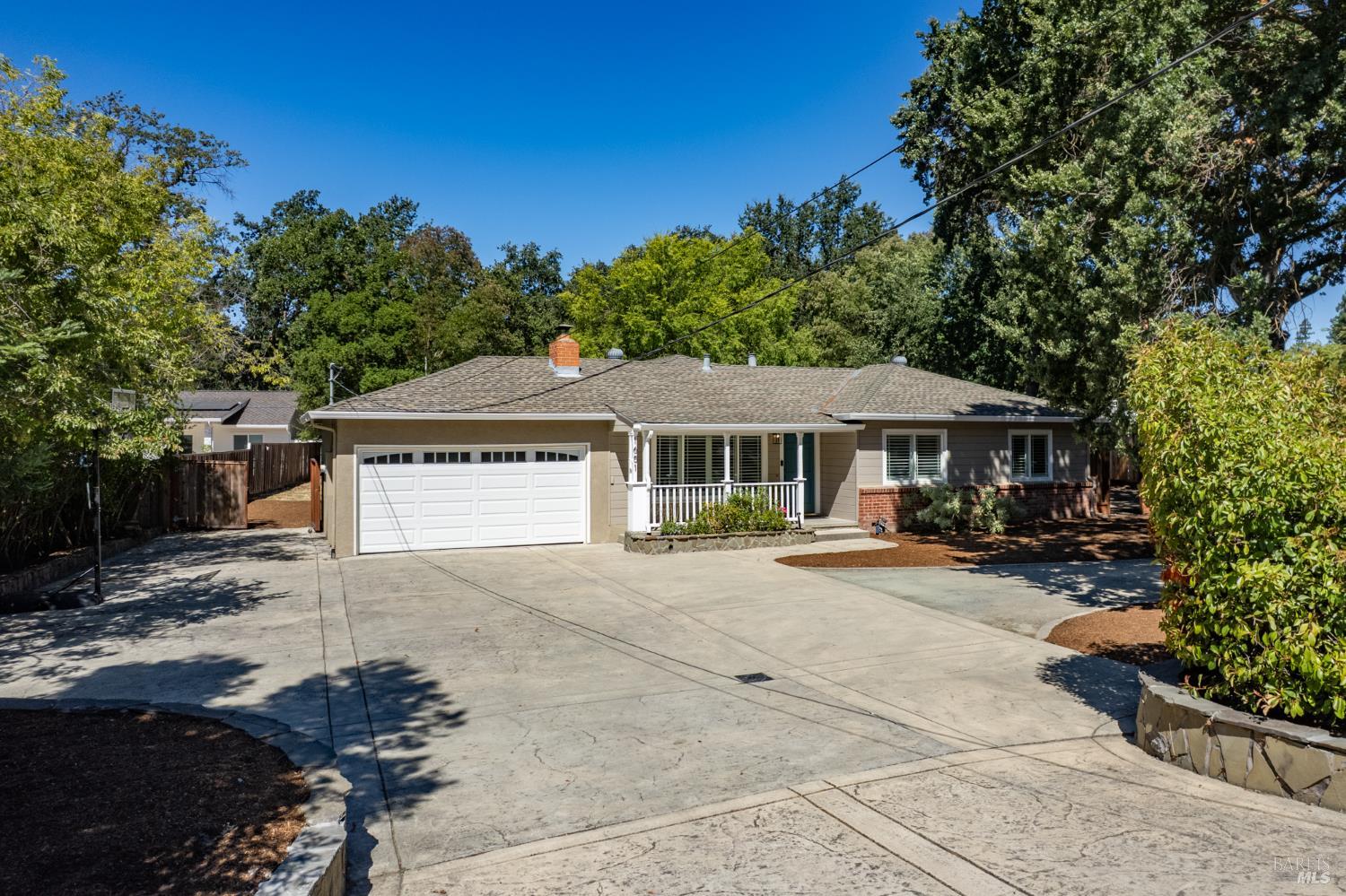 Detail Gallery Image 3 of 40 For 1651 Green Valley Rd, Danville,  CA 94526 - 4 Beds | 2 Baths