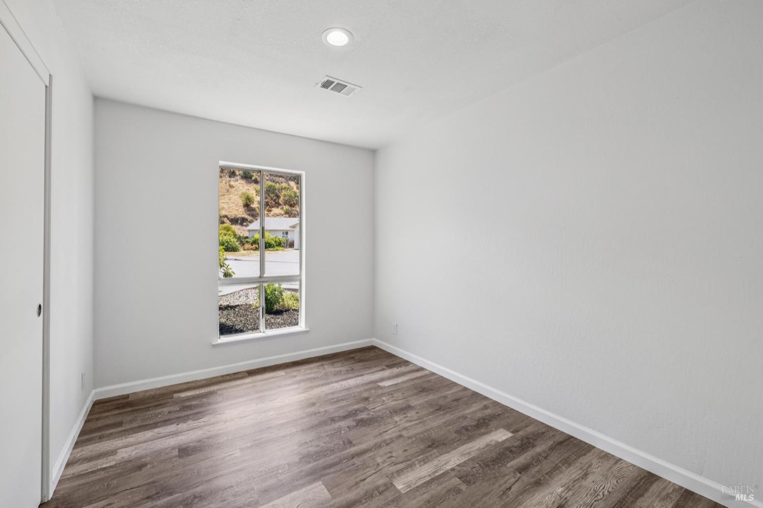Detail Gallery Image 30 of 35 For 756 Estancia Way, San Rafael,  CA 94903 - 4 Beds | 2 Baths