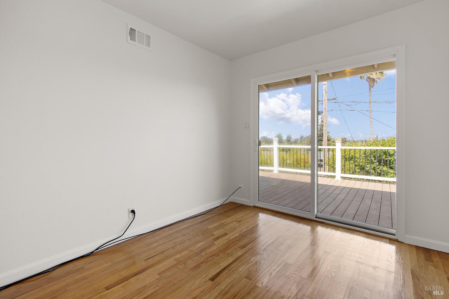 Detail Gallery Image 18 of 33 For 425 Gonzaga Ave, Vallejo,  CA 94589 - 4 Beds | 2 Baths