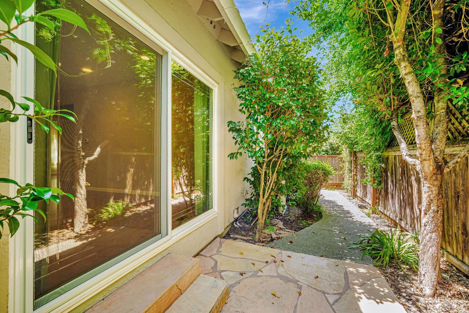 Detail Gallery Image 15 of 19 For 5441 Shallows Pl, Santa Rosa,  CA 95409 - 4 Beds | 3 Baths