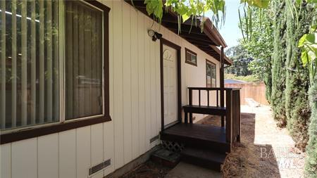 Detail Gallery Image 4 of 23 For 3771 Manchester Ave, Clearlake,  CA 95422 - 2 Beds | 2 Baths