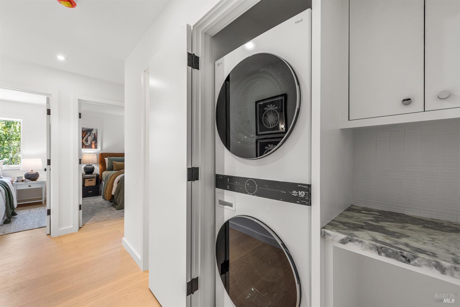 Detail Gallery Image 35 of 75 For 402 Alexander Ave, Larkspur,  CA 94939 - 4 Beds | 2/1 Baths