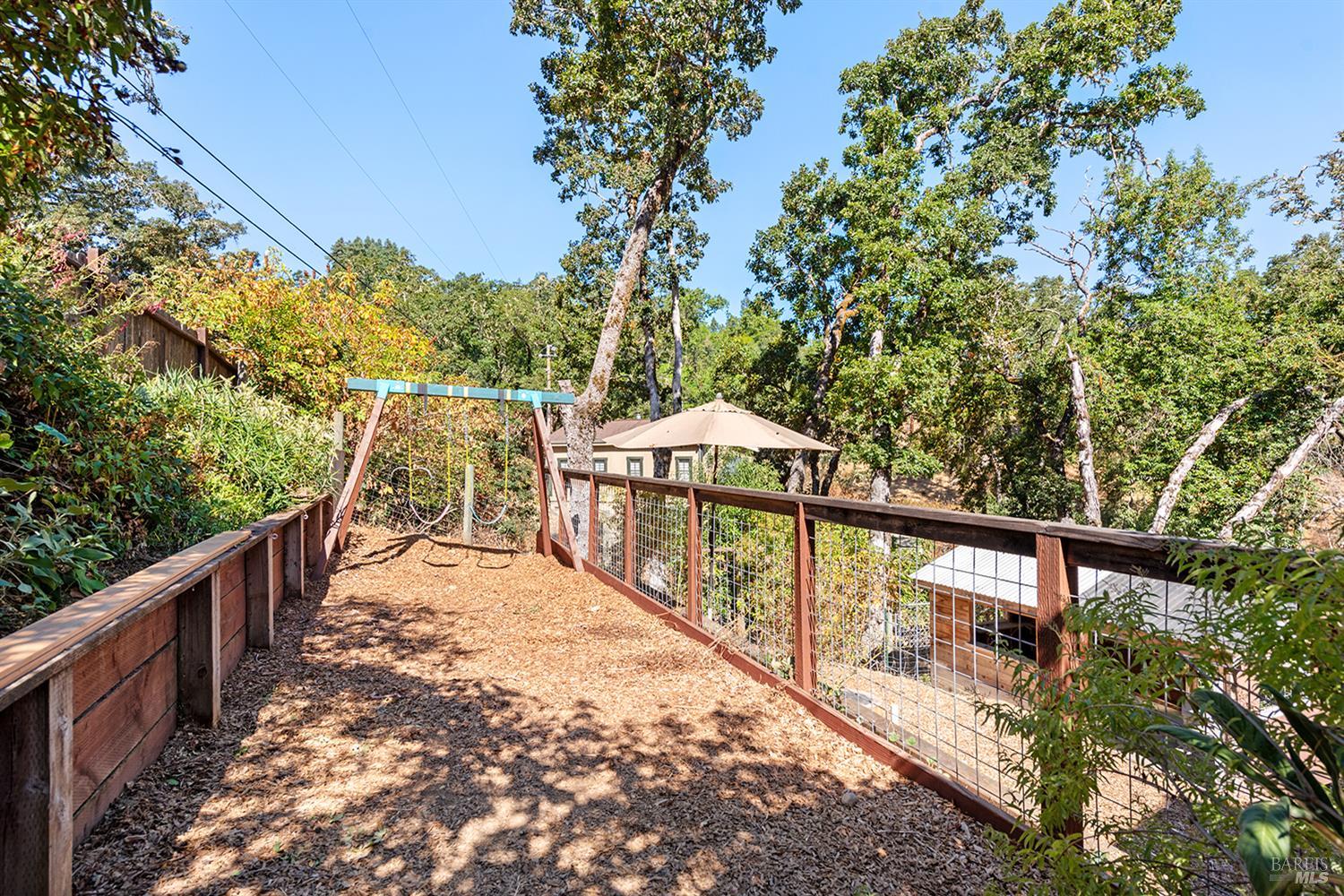Detail Gallery Image 9 of 34 For 8640 Vila Rd, Forestville,  CA 95436 - 2 Beds | 1 Baths