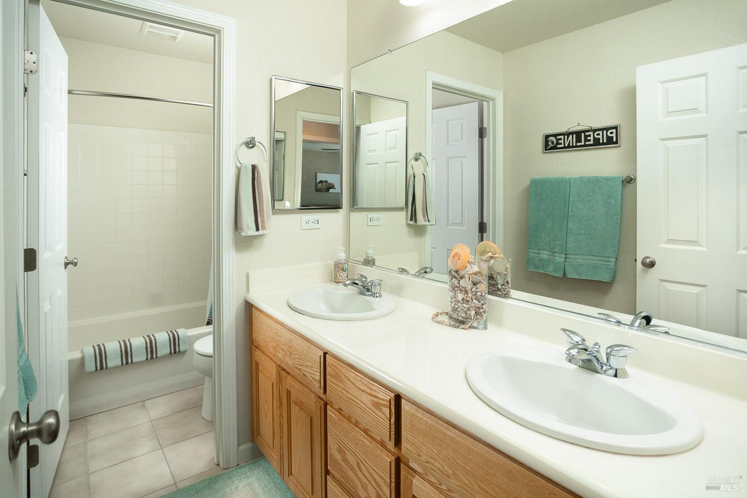 Detail Gallery Image 41 of 84 For 1320 Revelle Ct, Dixon,  CA 95620 - 4 Beds | 2/1 Baths