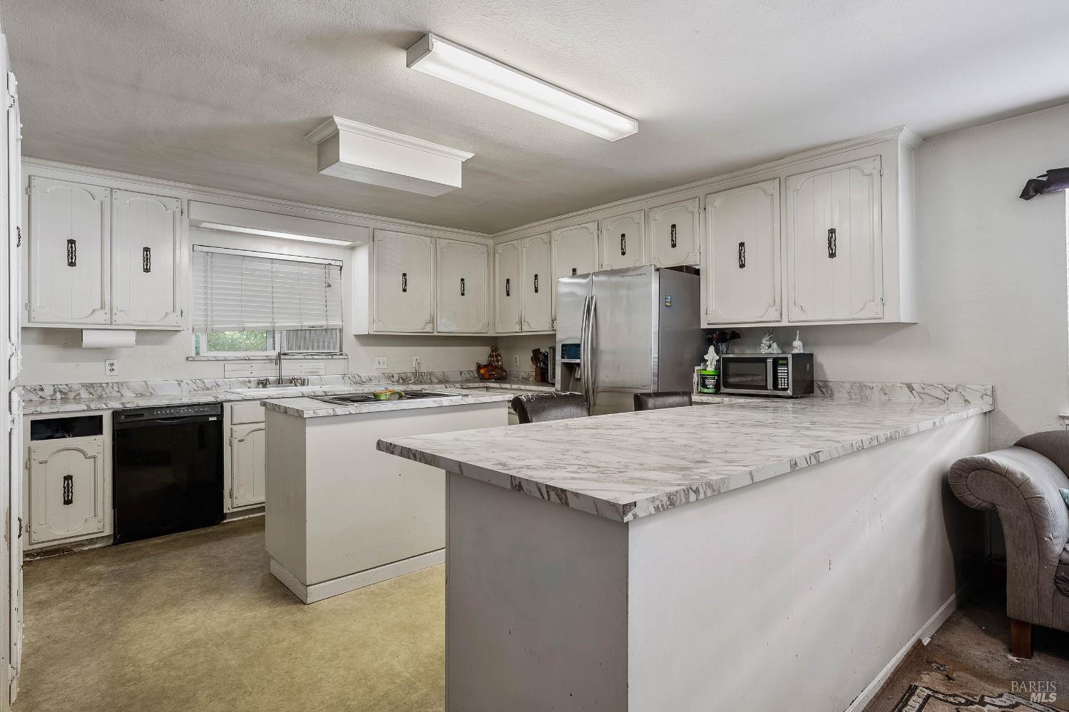Detail Gallery Image 14 of 64 For 12902 Lakeland St, Clearlake Oaks,  CA 95423 - 4 Beds | 2/1 Baths