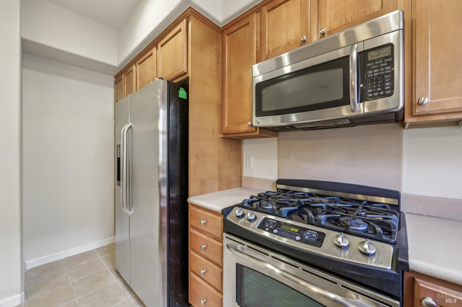 Detail Gallery Image 13 of 35 For 2717 10th St, San Pablo,  CA 94806 - 3 Beds | 2/1 Baths