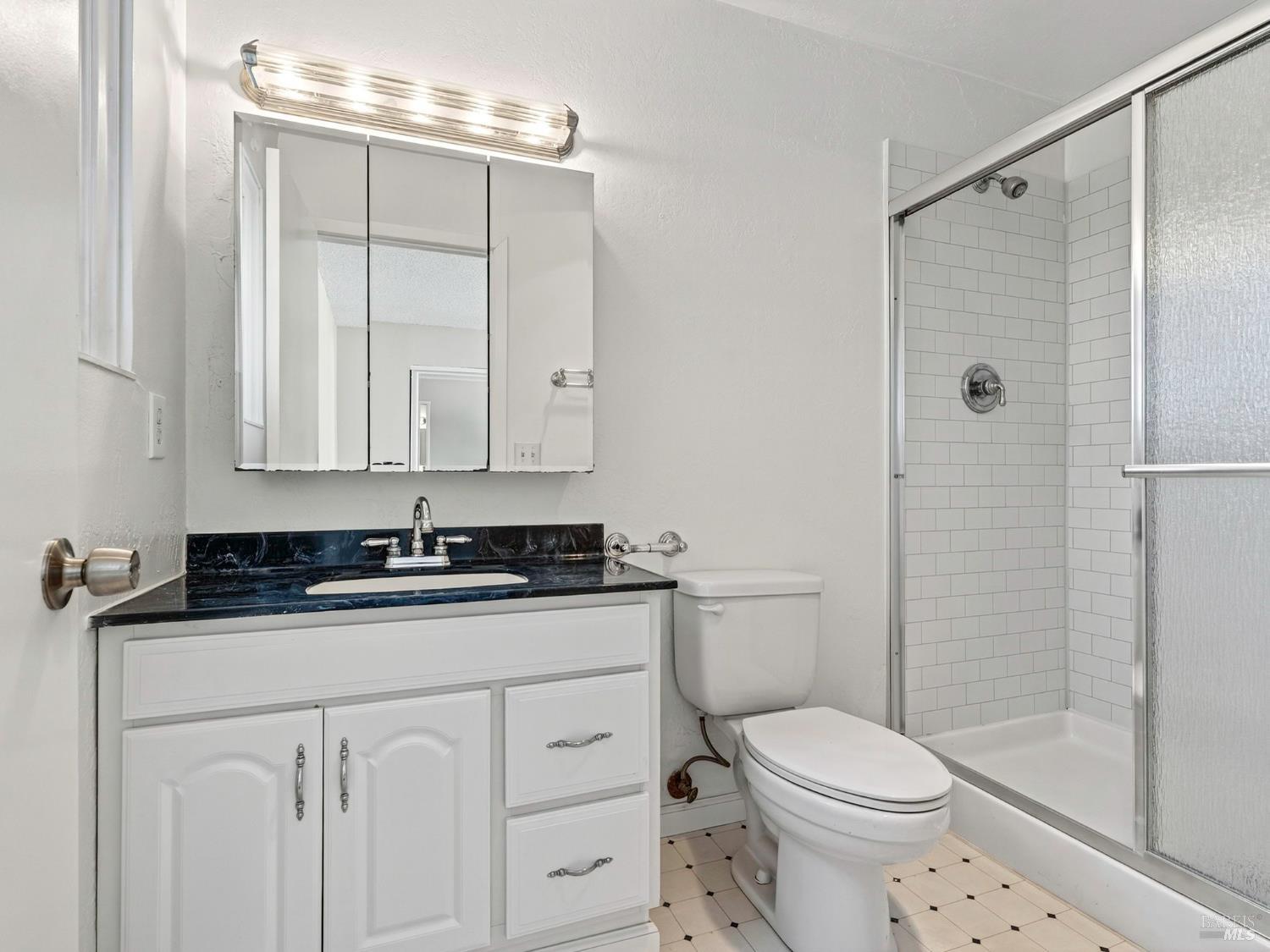 Detail Gallery Image 14 of 34 For 405 Simi Pl, Santa Rosa,  CA 95409 - 3 Beds | 2 Baths