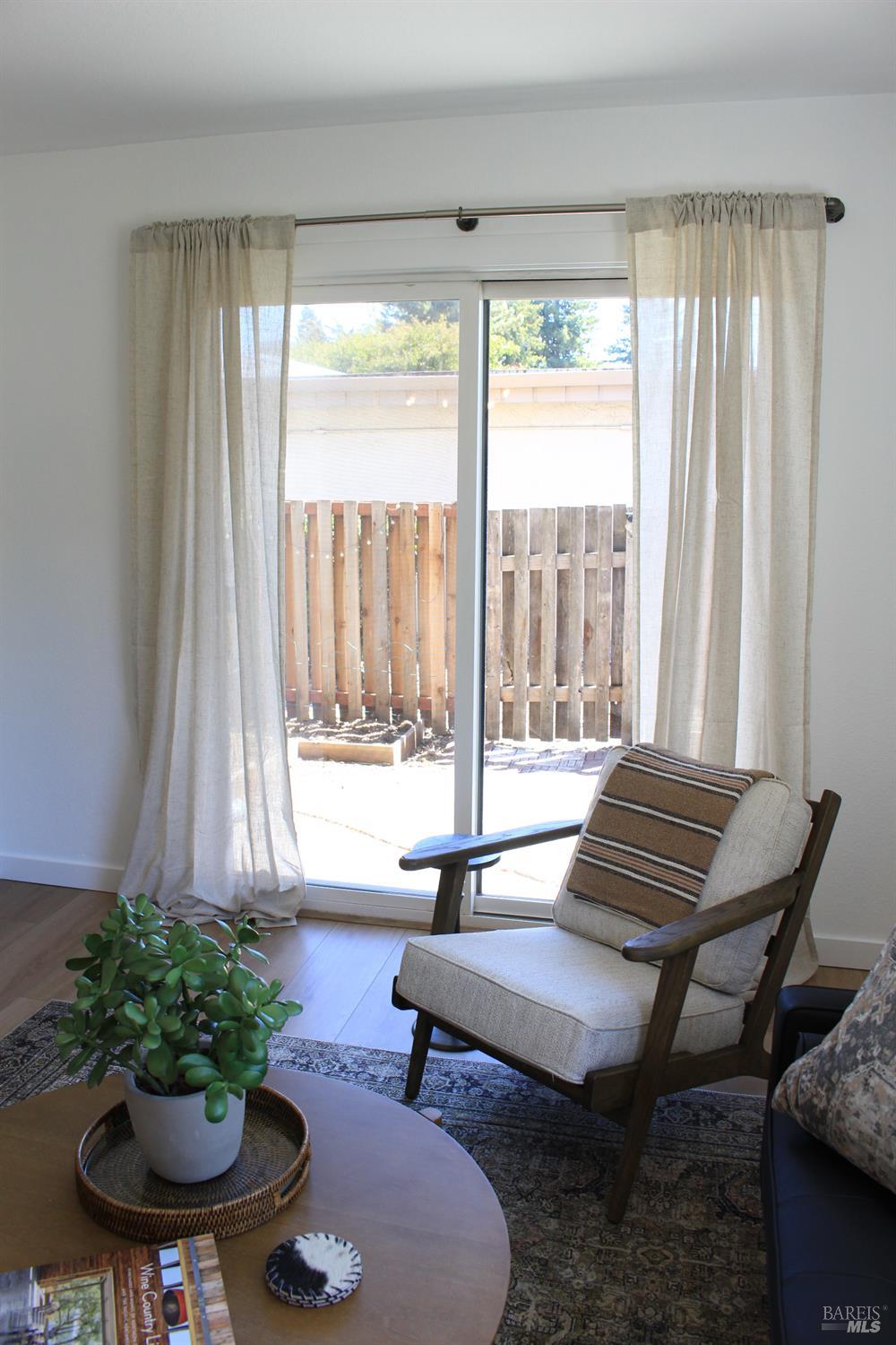 Detail Gallery Image 12 of 22 For 1347 Southwest Blvd #F,  Rohnert Park,  CA 94928 - 1 Beds | 1 Baths