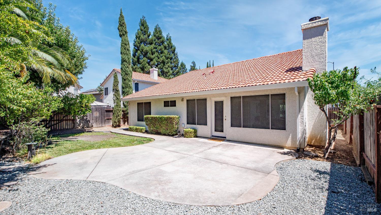 Detail Gallery Image 41 of 53 For 330 Crow Canyon Ct, Vacaville,  CA 95688 - 4 Beds | 2 Baths