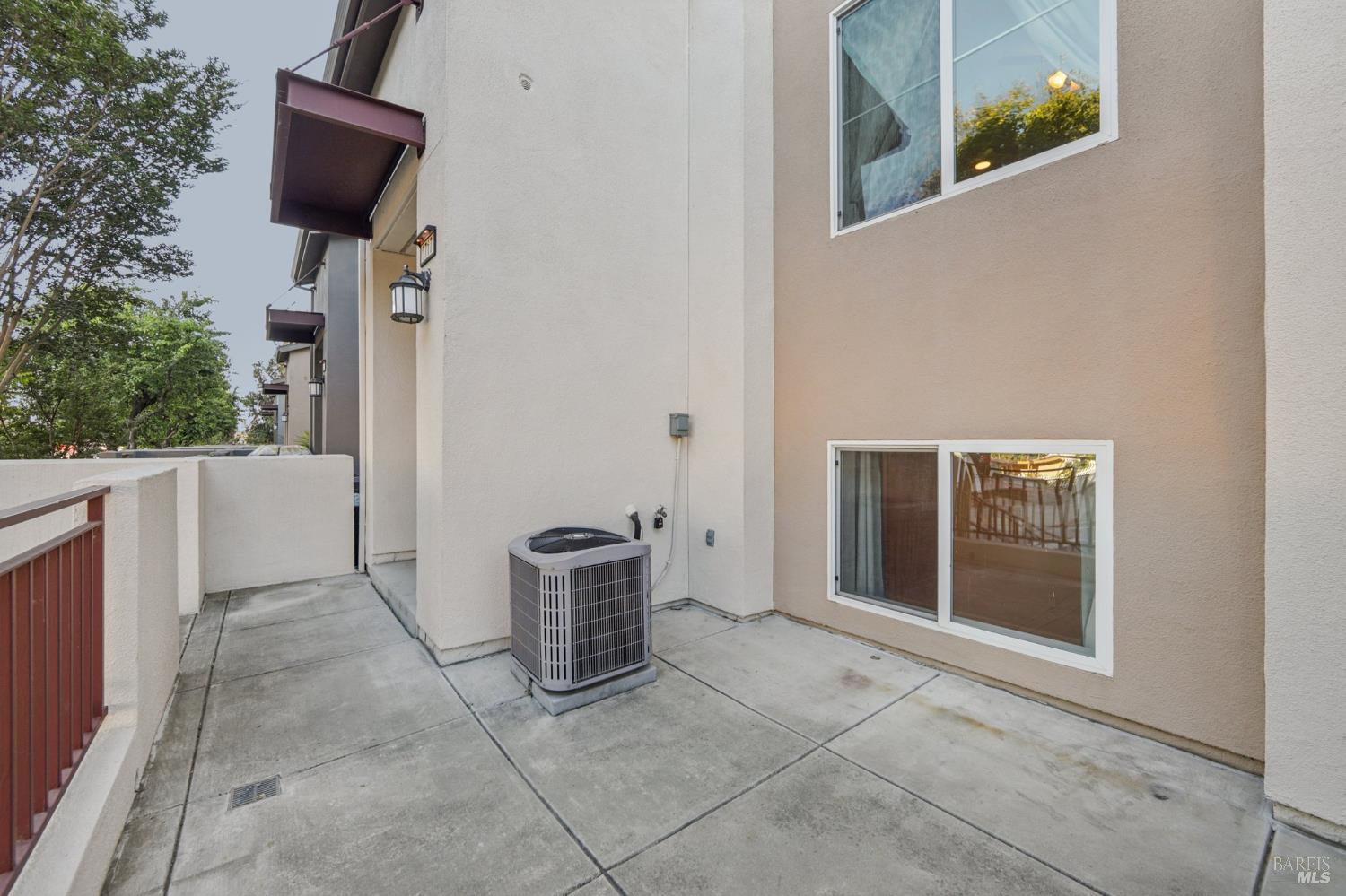 Detail Gallery Image 25 of 35 For 2717 10th St, San Pablo,  CA 94806 - 3 Beds | 2/1 Baths