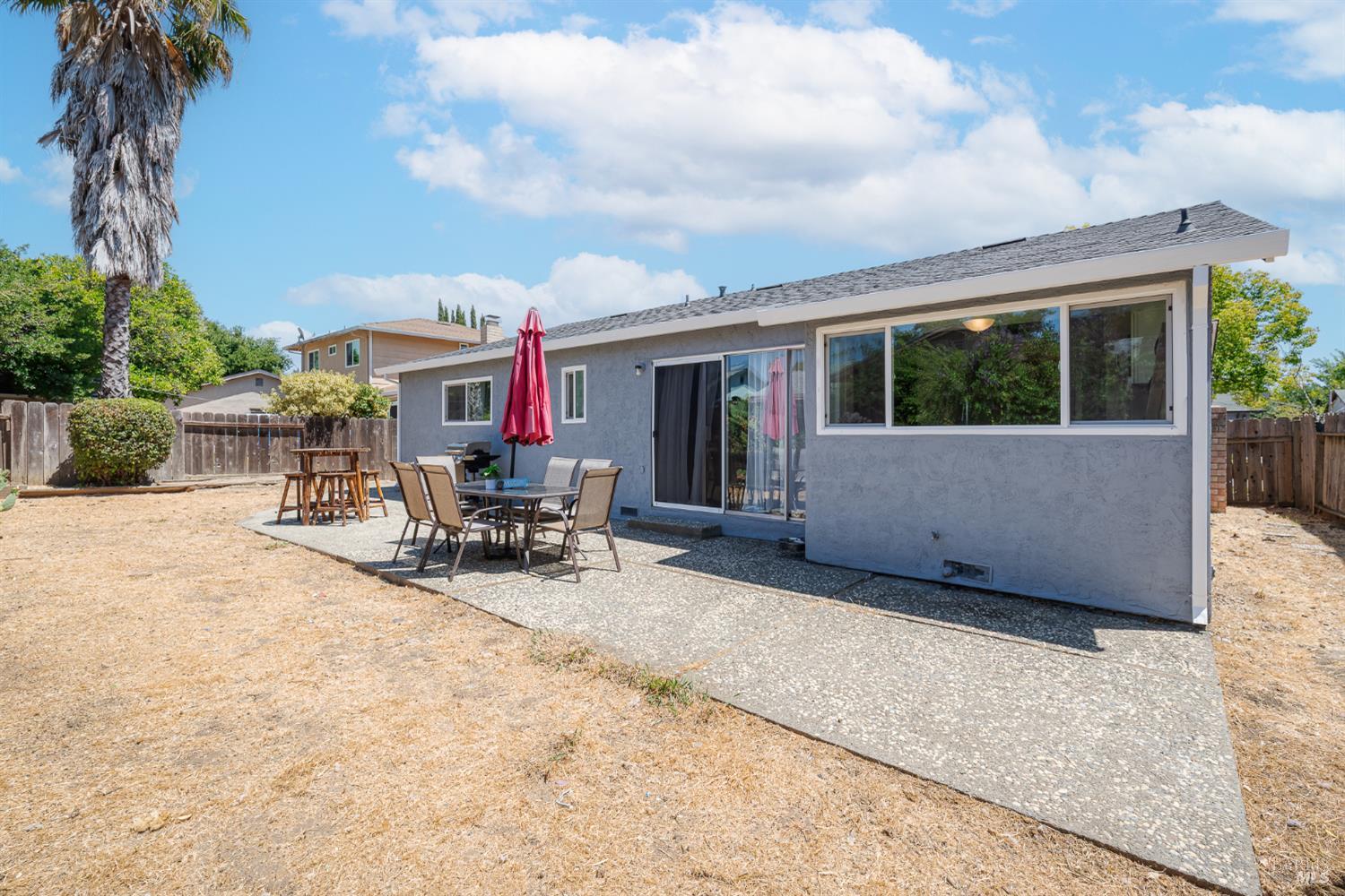 Detail Gallery Image 28 of 35 For 1726 Gershwin Cir, Fairfield,  CA 94533 - 3 Beds | 2 Baths