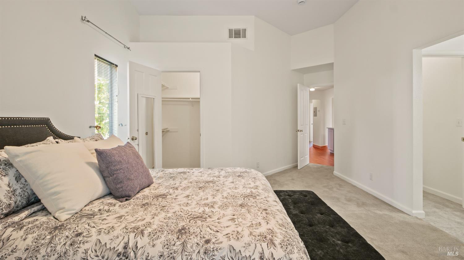 Detail Gallery Image 24 of 53 For 330 Crow Canyon Ct, Vacaville,  CA 95688 - 4 Beds | 2 Baths