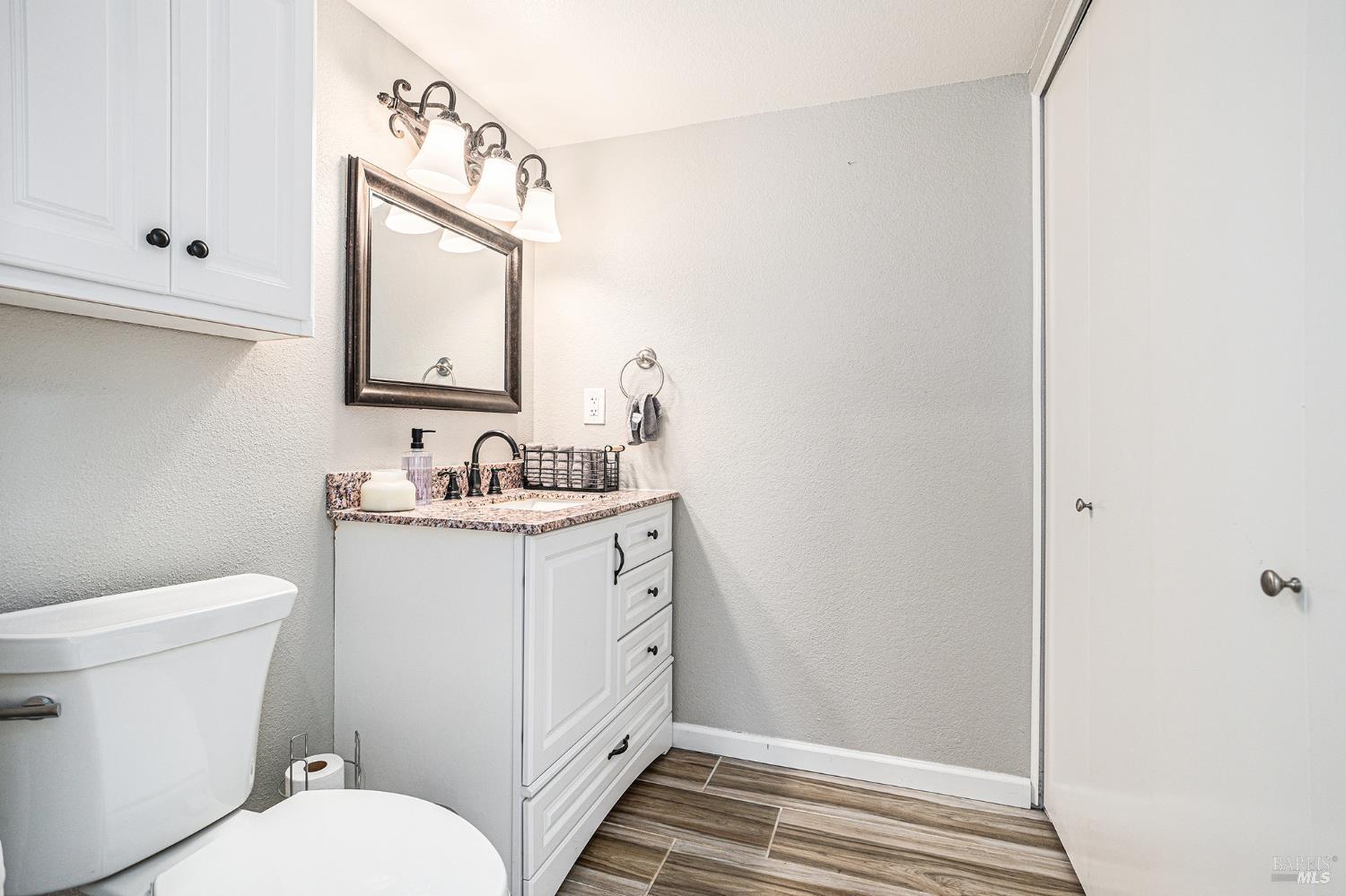 Detail Gallery Image 16 of 29 For 100 Bear Cove Ct, Vallejo,  CA 94591 - 3 Beds | 2/1 Baths