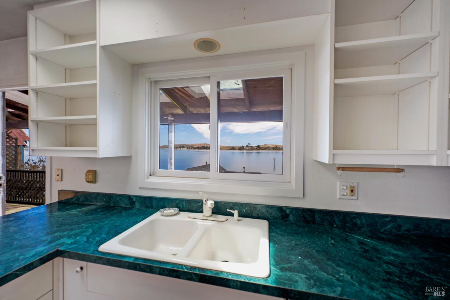 Detail Gallery Image 21 of 36 For 1165 Highway 1 Unkn, Bodega Bay,  CA 94923 - 2 Beds | 1 Baths