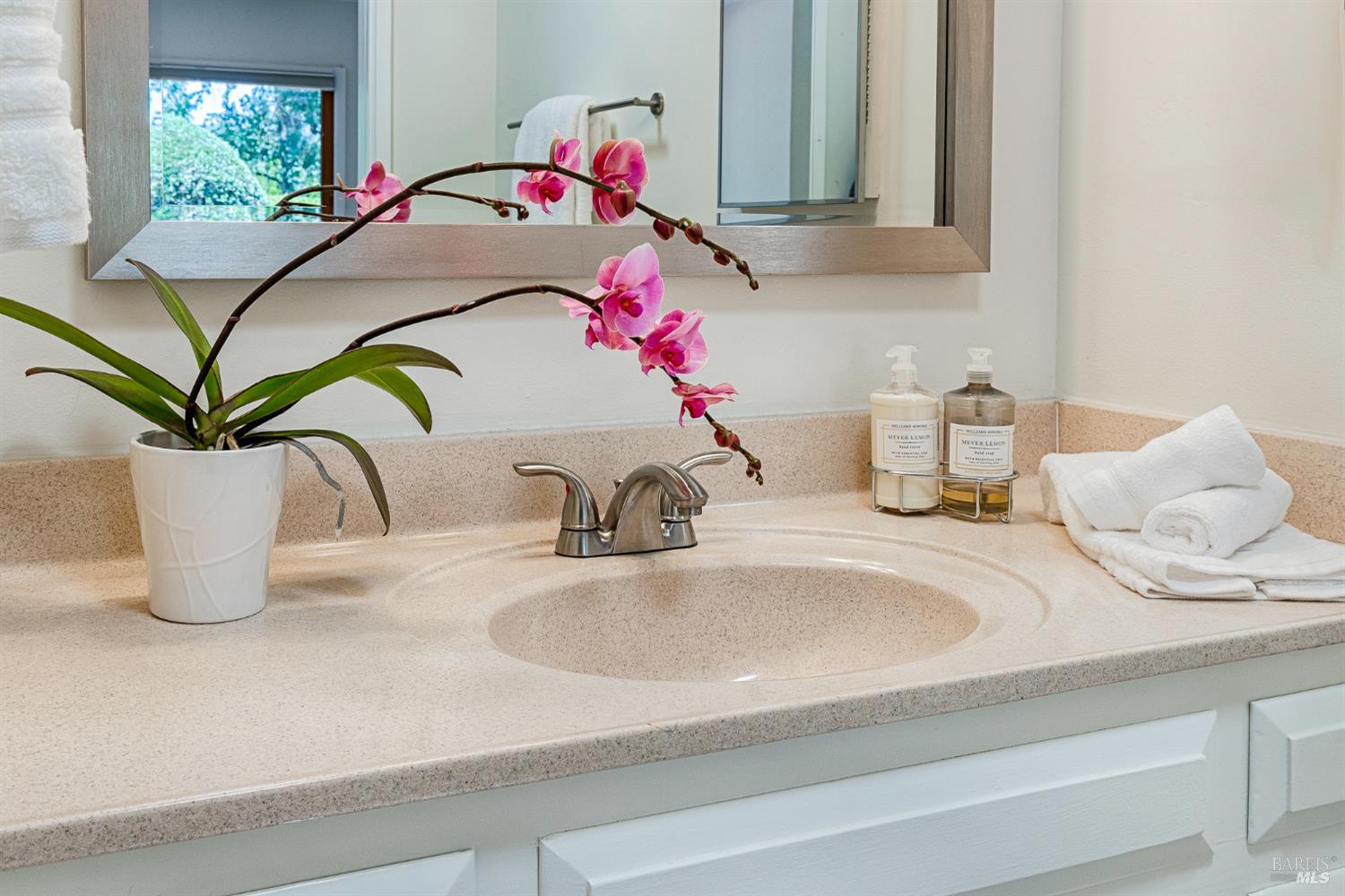 Detail Gallery Image 39 of 61 For 8850 Oak Trail Dr, Santa Rosa,  CA 95409 - 2 Beds | 2 Baths