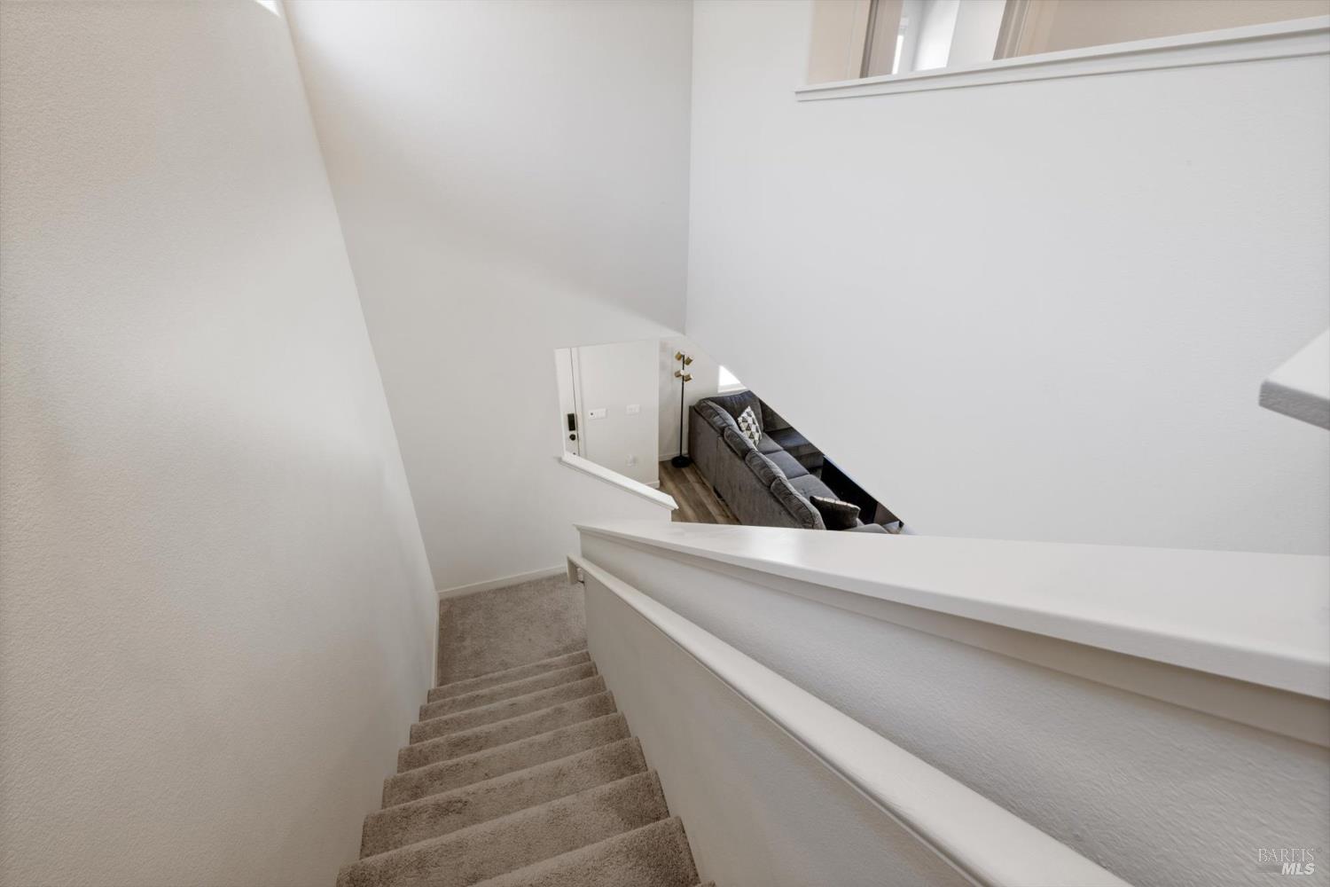 Detail Gallery Image 8 of 33 For 128 Clownfish St, Suisun City,  CA 94585 - 3 Beds | 2/1 Baths