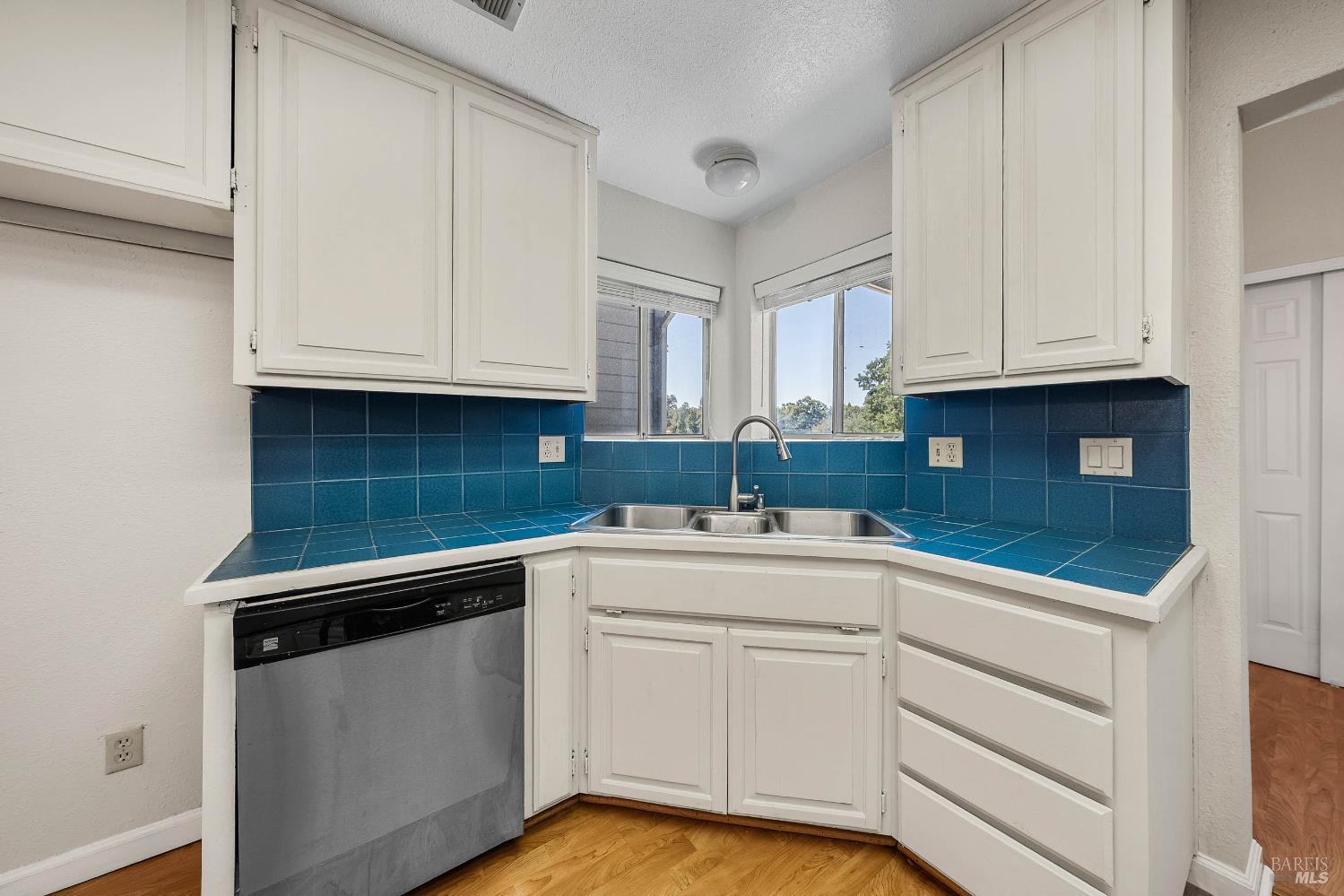 Detail Gallery Image 6 of 38 For 1046 Adams St, Lakeport,  CA 95453 - 3 Beds | 2 Baths