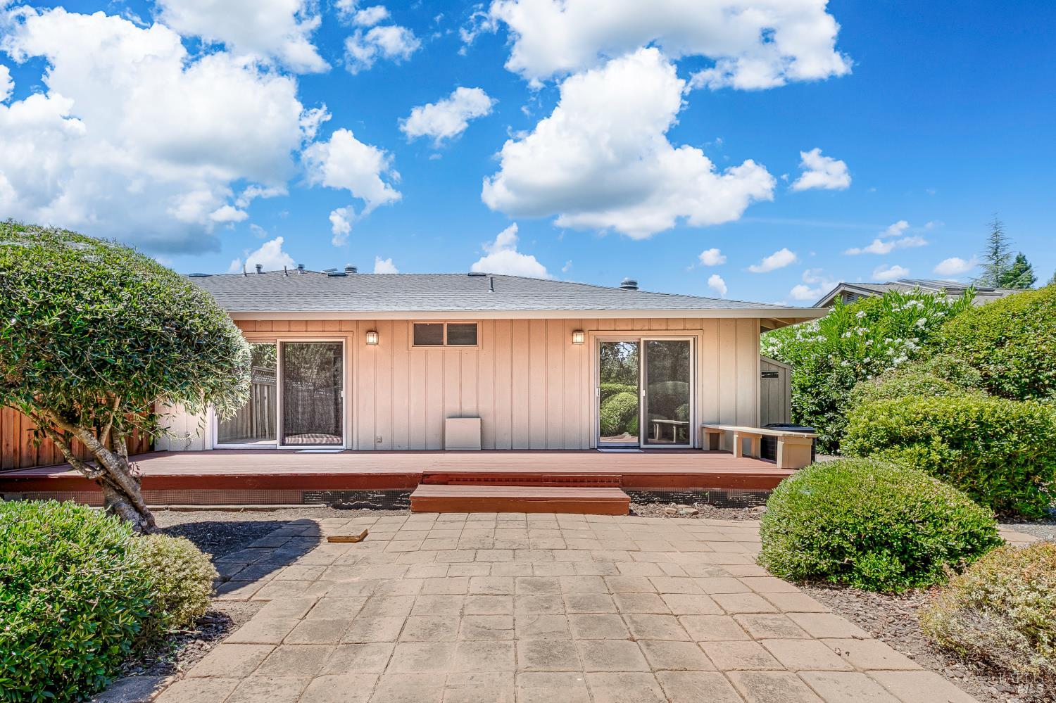 Detail Gallery Image 44 of 61 For 8850 Oak Trail Dr, Santa Rosa,  CA 95409 - 2 Beds | 2 Baths