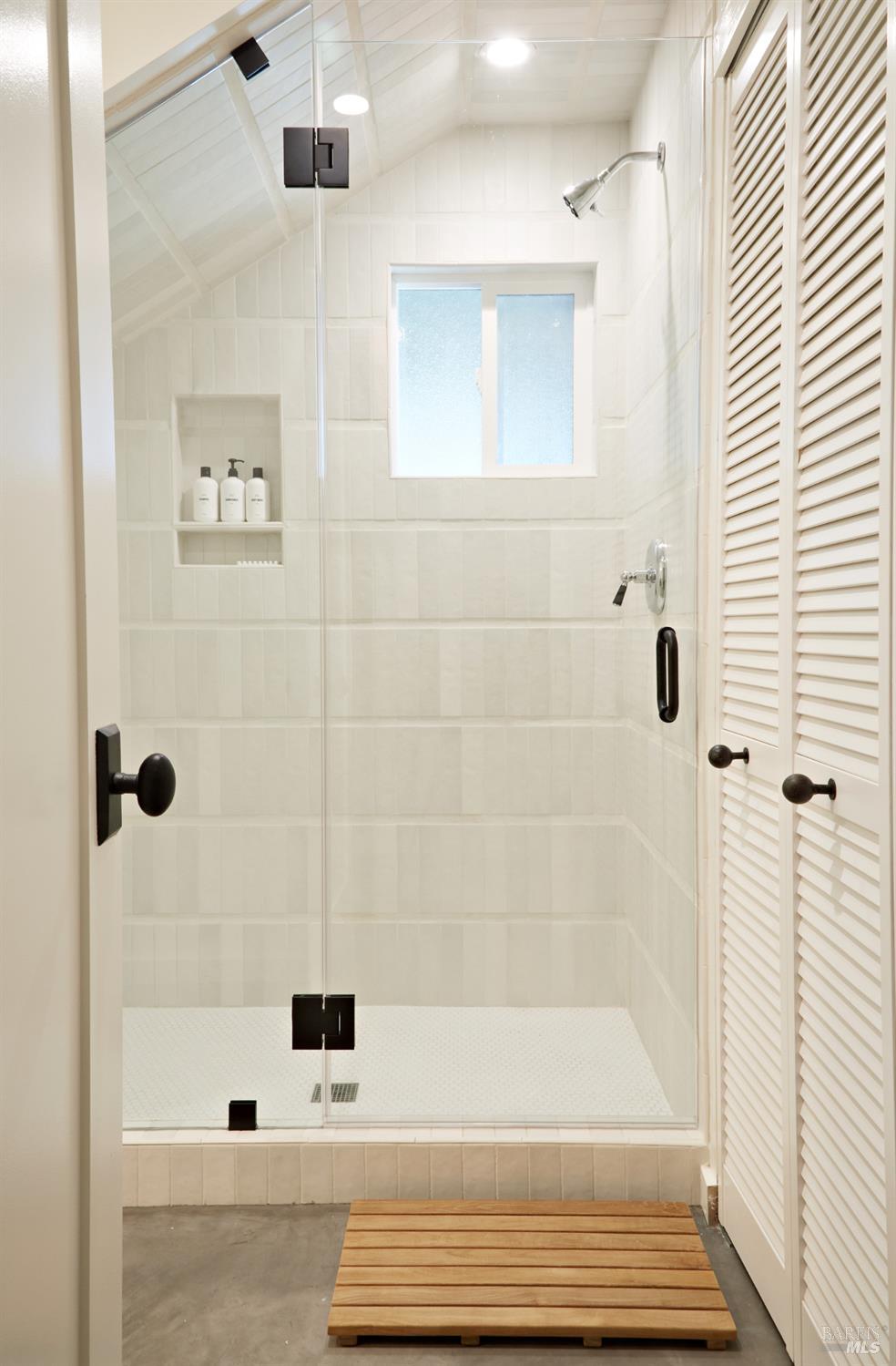 Detail Gallery Image 38 of 49 For 1251 University Rd, Hopland,  CA 95449 - 4 Beds | 2/1 Baths
