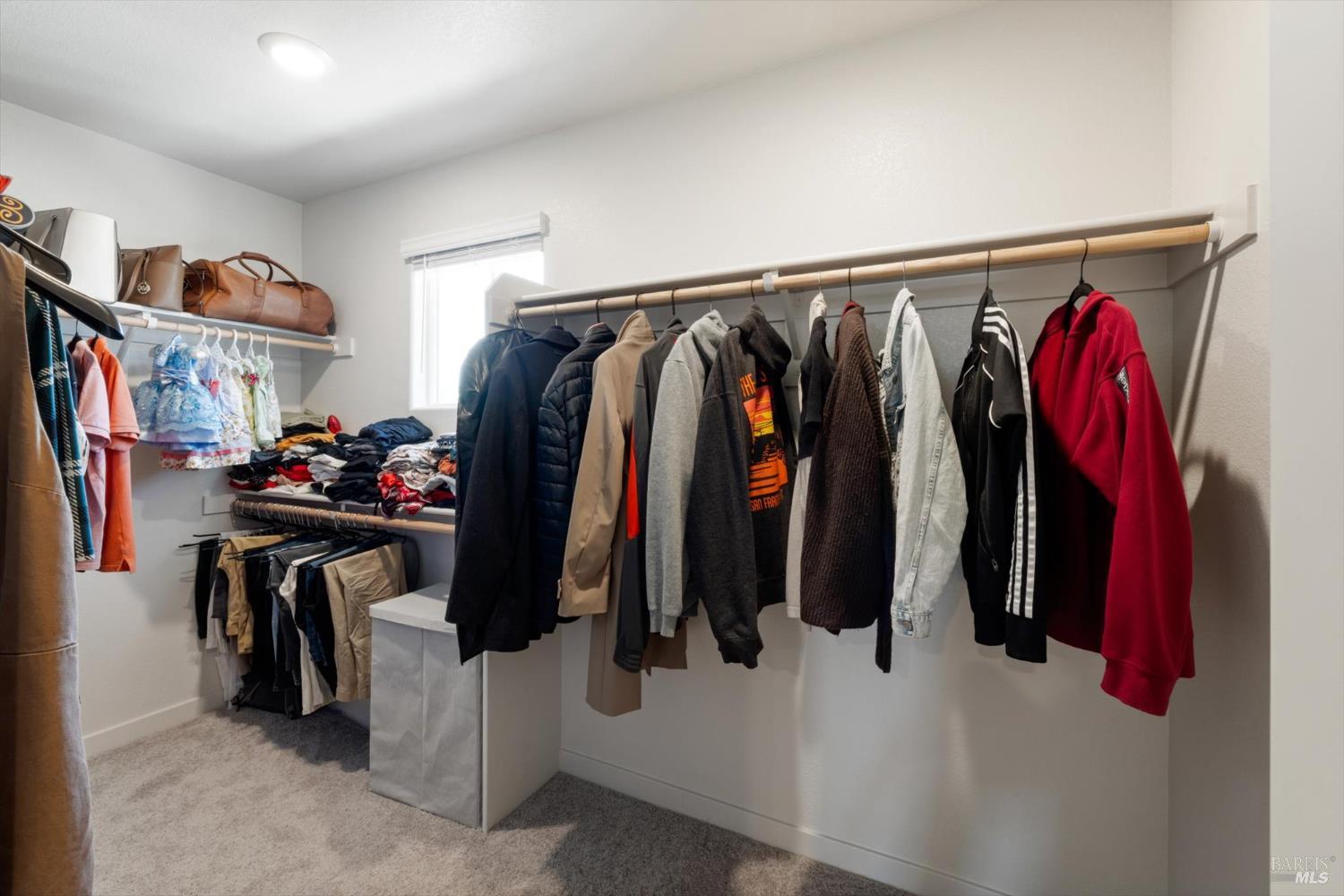 Detail Gallery Image 11 of 33 For 128 Clownfish St, Suisun City,  CA 94585 - 3 Beds | 2/1 Baths