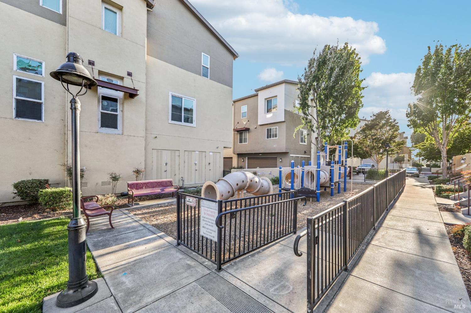 Detail Gallery Image 28 of 35 For 2717 10th St, San Pablo,  CA 94806 - 3 Beds | 2/1 Baths