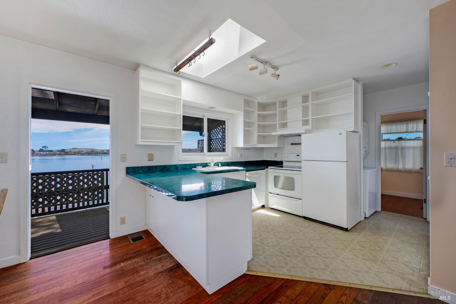 Detail Gallery Image 20 of 36 For 1165 Highway 1 Unkn, Bodega Bay,  CA 94923 - 2 Beds | 1 Baths