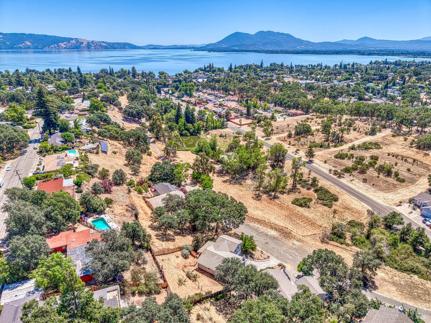 Detail Gallery Image 31 of 38 For 1046 Adams St, Lakeport,  CA 95453 - 3 Beds | 2 Baths