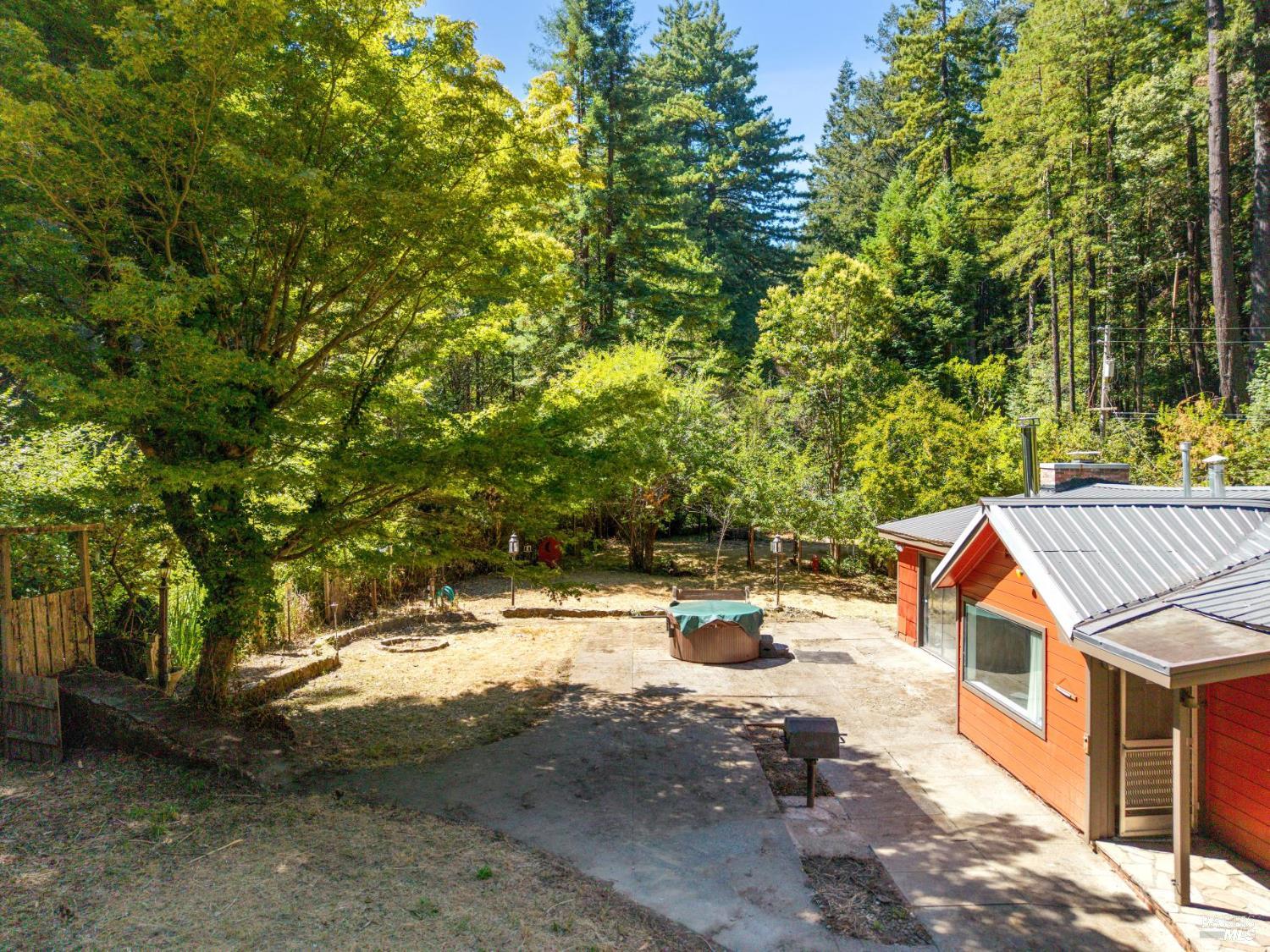 Detail Gallery Image 10 of 59 For 11 Kidd Creek Rd, Cazadero,  CA 95421 - 1 Beds | 1 Baths