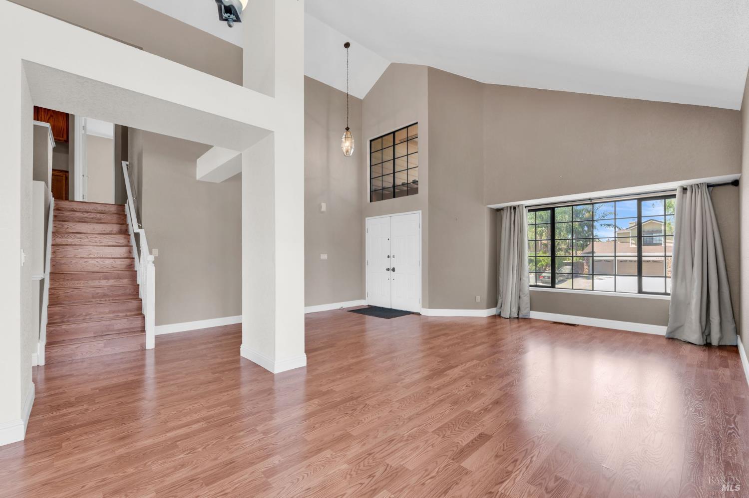Detail Gallery Image 9 of 68 For 2924 Balsam Ct, Fairfield,  CA 94533 - 4 Beds | 3 Baths