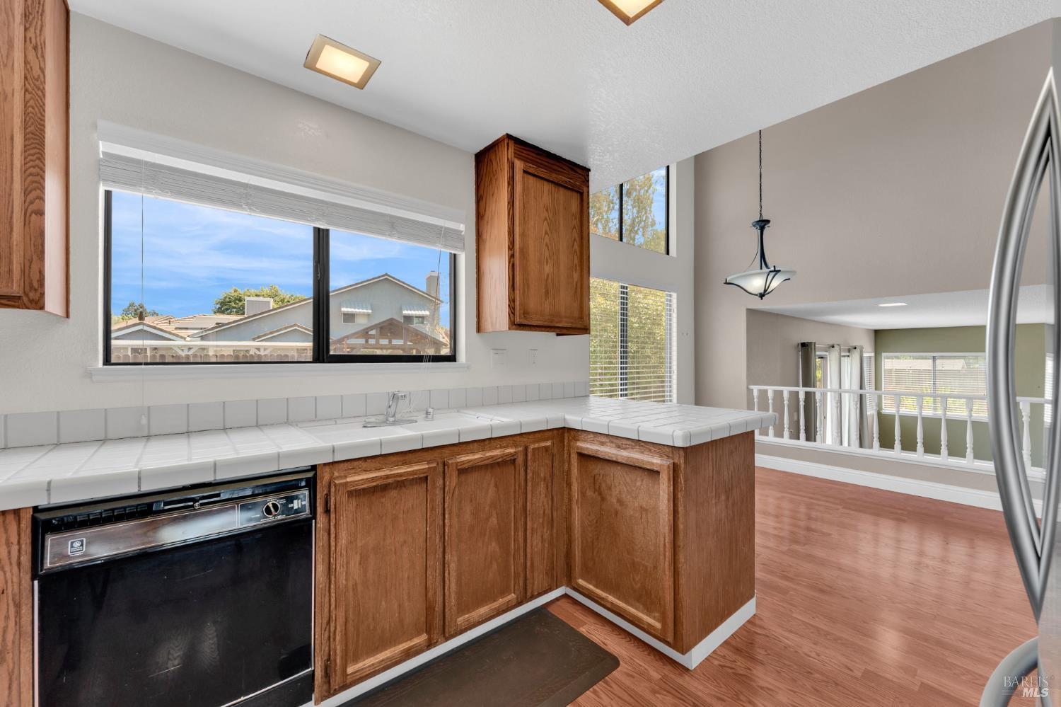 Detail Gallery Image 16 of 68 For 2924 Balsam Ct, Fairfield,  CA 94533 - 4 Beds | 3 Baths