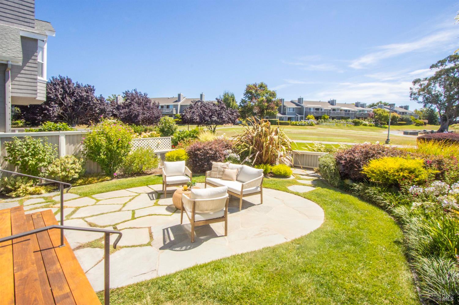 Detail Gallery Image 36 of 46 For 47 Elizabeth Cir, Greenbrae,  CA 94904 - 3 Beds | 2/1 Baths