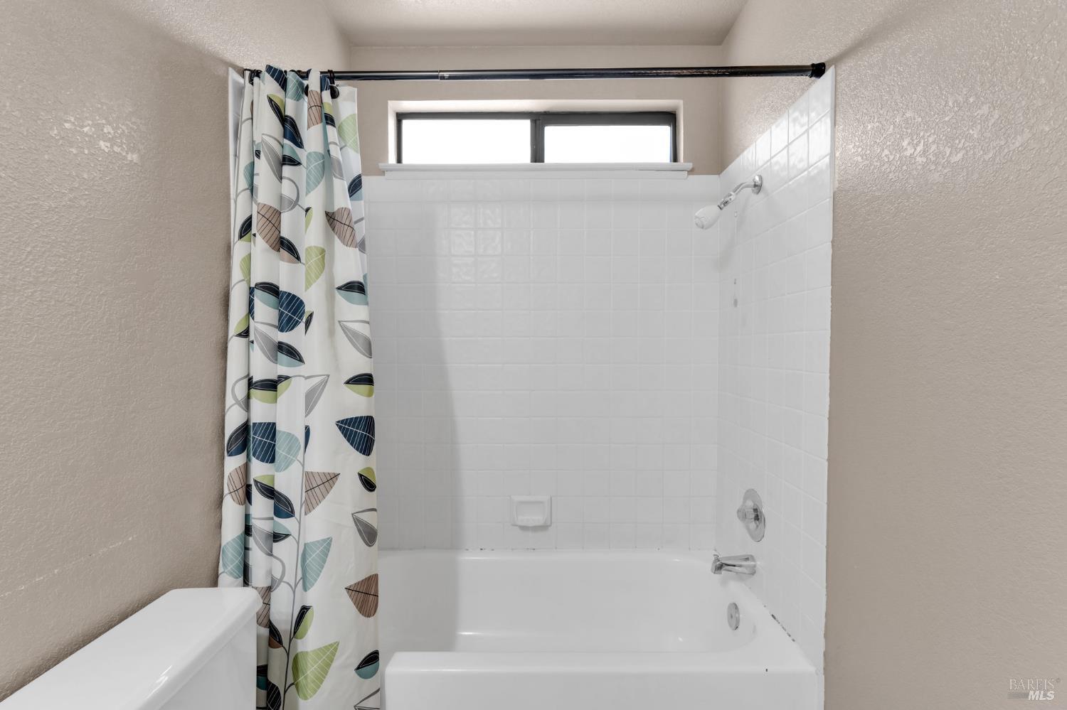Detail Gallery Image 44 of 68 For 2924 Balsam Ct, Fairfield,  CA 94533 - 4 Beds | 3 Baths