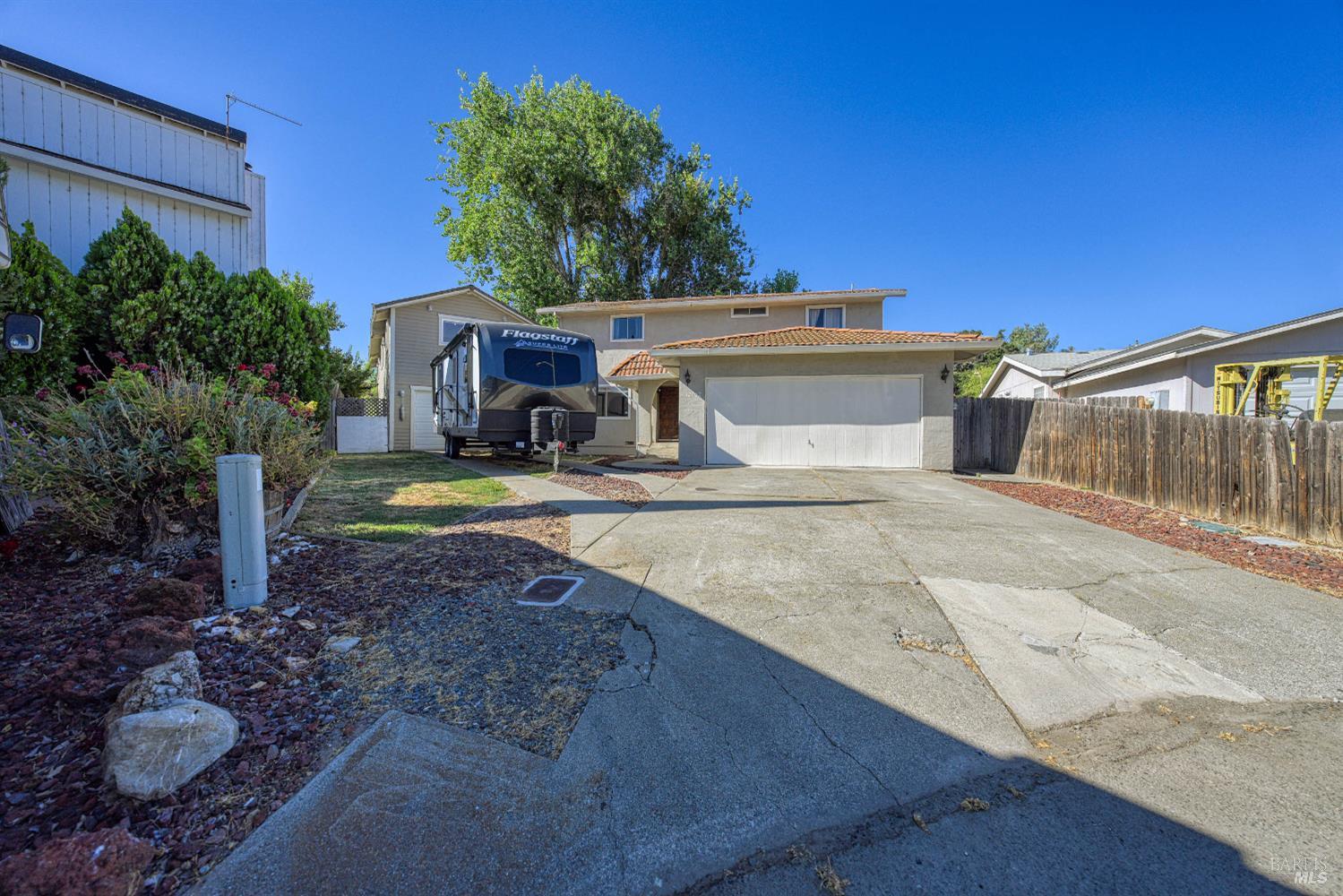 Detail Gallery Image 3 of 64 For 12902 Lakeland St, Clearlake Oaks,  CA 95423 - 4 Beds | 2/1 Baths