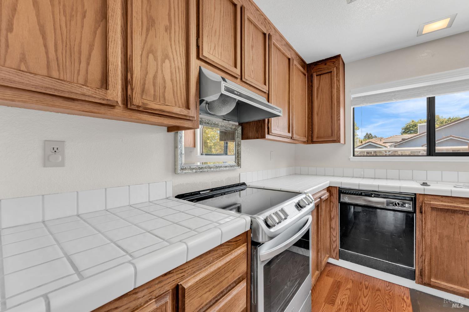 Detail Gallery Image 15 of 68 For 2924 Balsam Ct, Fairfield,  CA 94533 - 4 Beds | 3 Baths