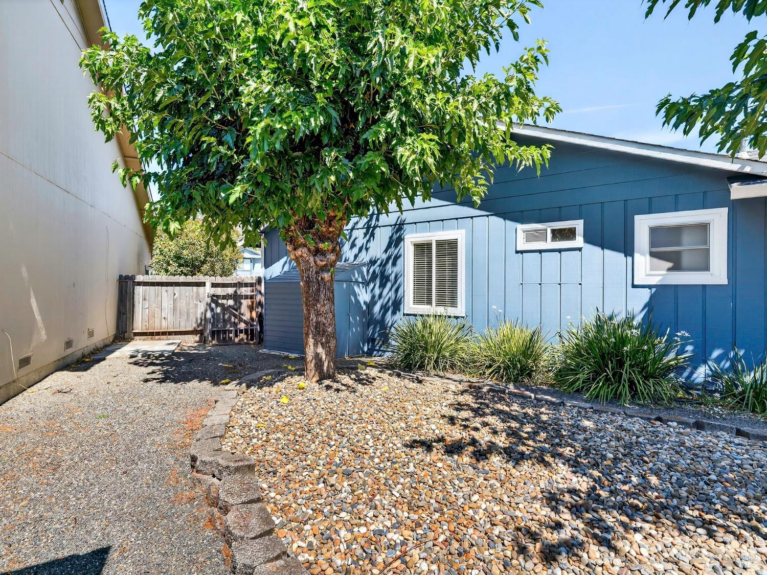 Detail Gallery Image 27 of 34 For 405 Simi Pl, Santa Rosa,  CA 95409 - 3 Beds | 2 Baths